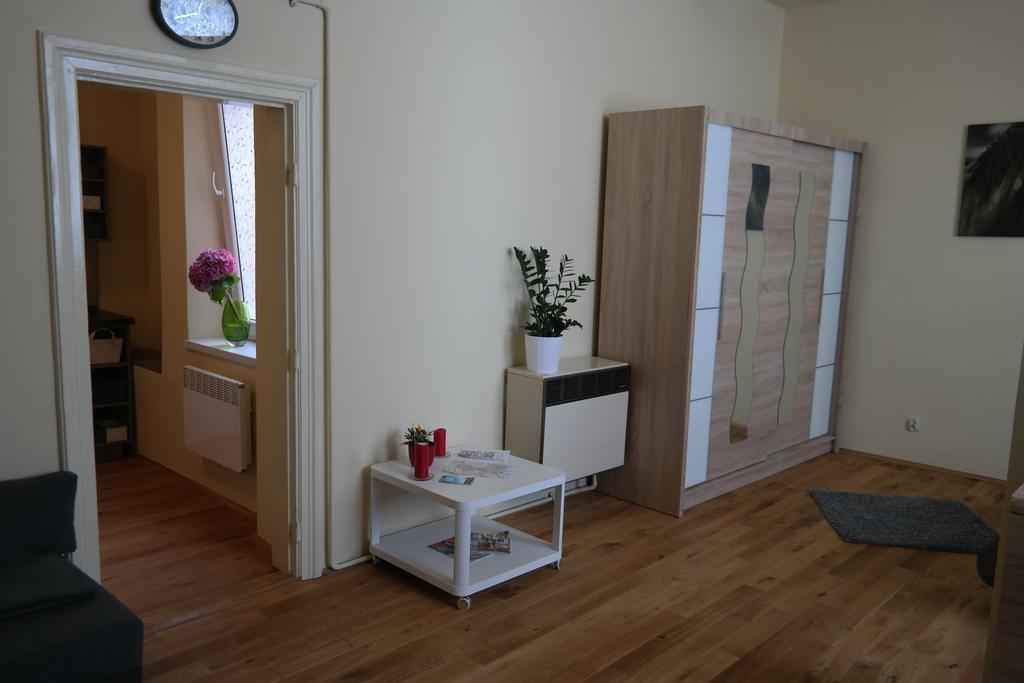 Apartamenty Marco - Stare Miasto - Super Wi Fi Krakow Ngoại thất bức ảnh